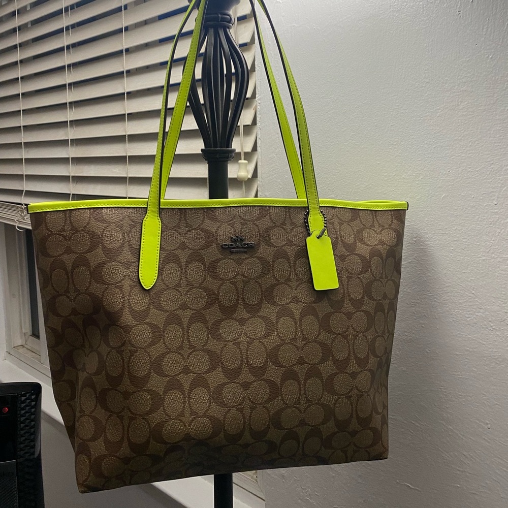 Coach Tote